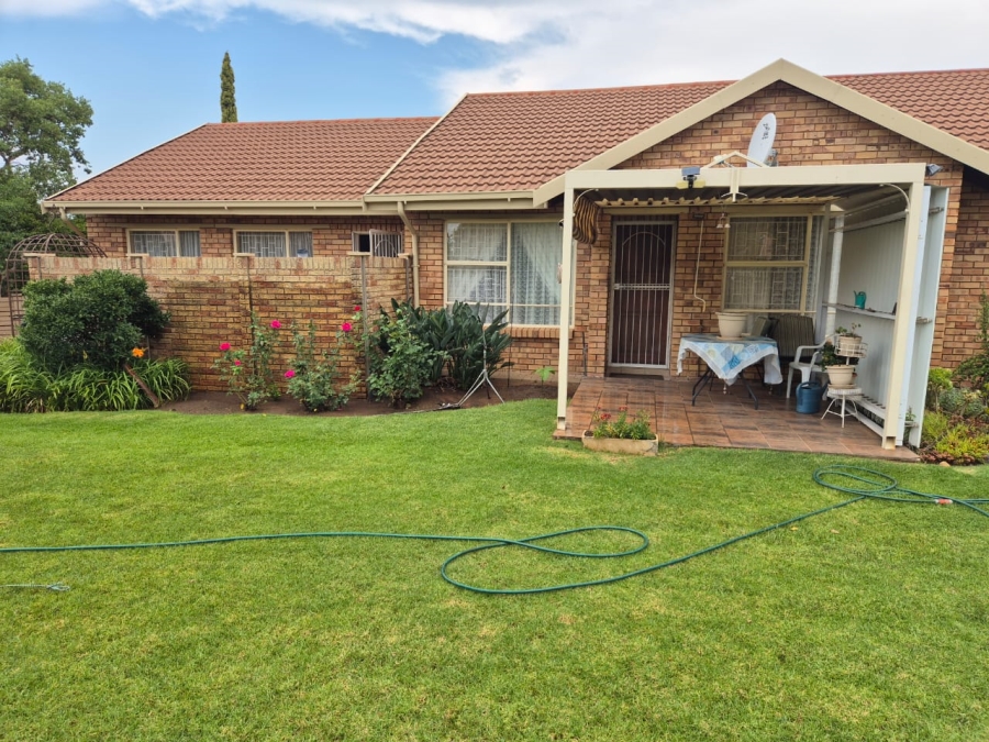 3 Bedroom Property for Sale in Uitsig Free State